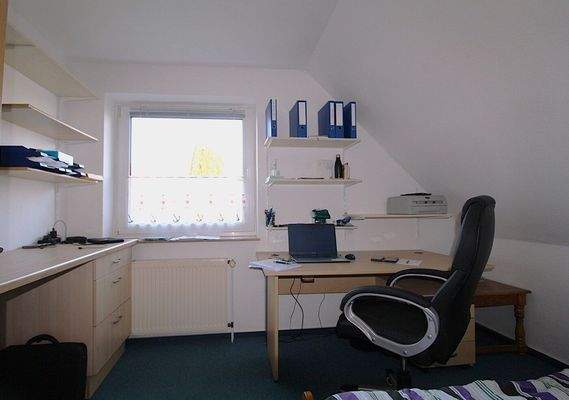 WHG 1 OG Büro-Schlafzimmer