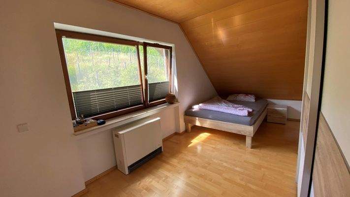 Zimmer 2 Dachgeschoss