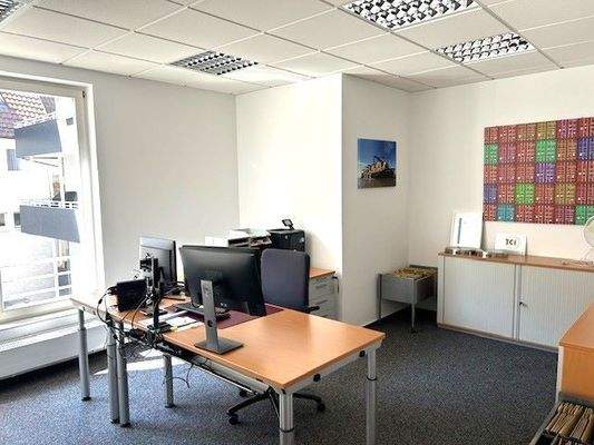 Büro- Praxisräume