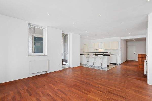 Essen / Küche mit Bar