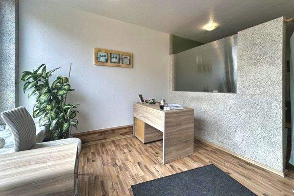 Stadthaus 2 -Wartebereich Gewerbeeinheit links