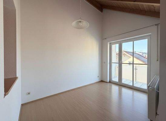 Essbereich mit Balkon Ostseiteg