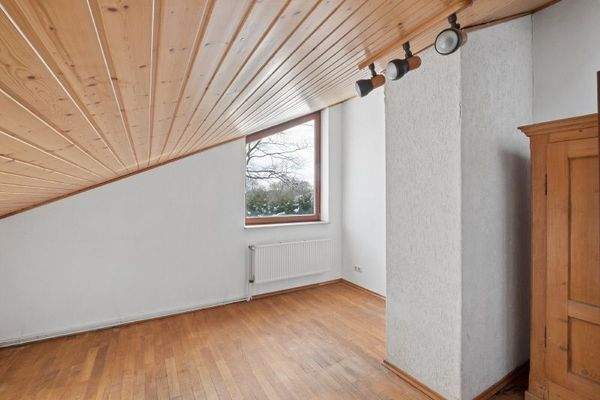 Weiteres Zimmer im Dachgeschoss