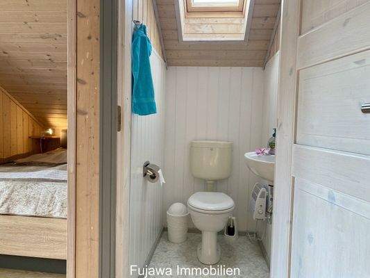 WC im Dachgeschoss