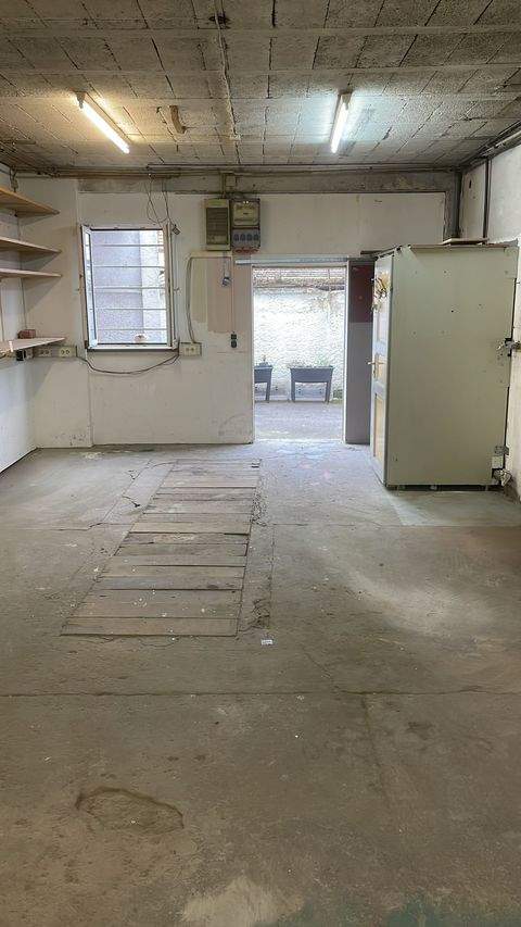 Hochheim Halle, Hochheim Hallenfläche