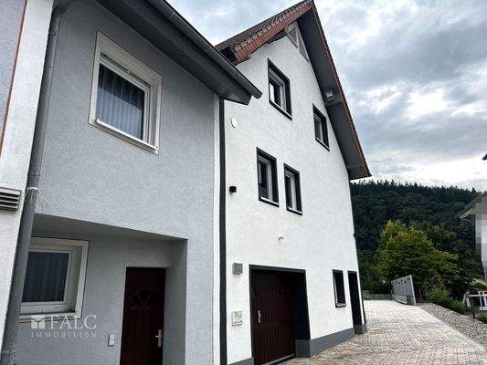 Altes und neues Wohnhaus