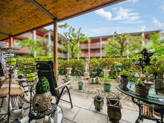 Terrasse mit Blick Garten