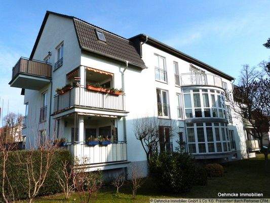 Ansicht DG-Wohnung mit Balkon