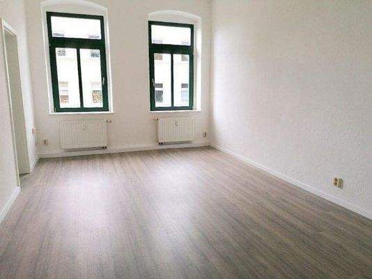 Schlafzimmer mit Laminat