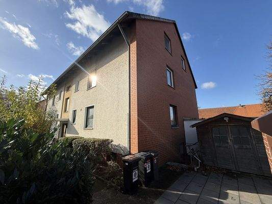 Seitliche Hausansicht