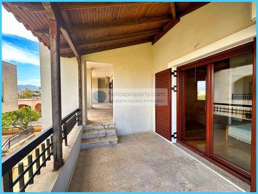 af72a25dd86046cea27344312e738516-original