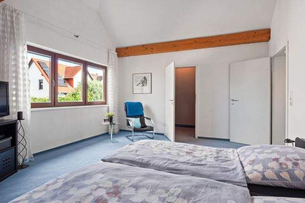 Schlafzimmer mit Ankleide