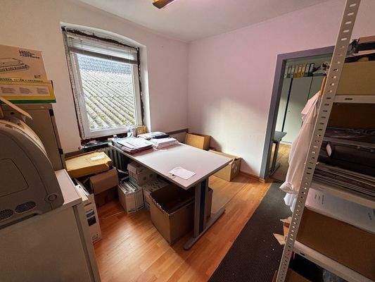 Gewerbeeinheit Nr.2 Raum 2 1.OG (2)