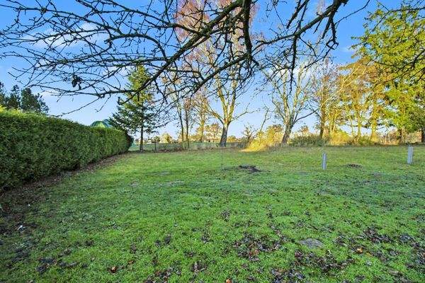 Weitläufiges Grundstück