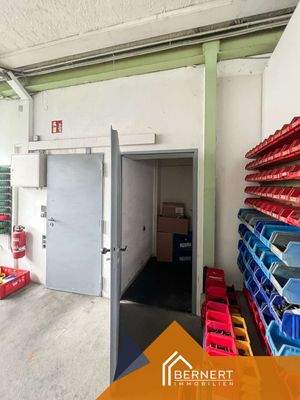 Eingang Arbeitshalle