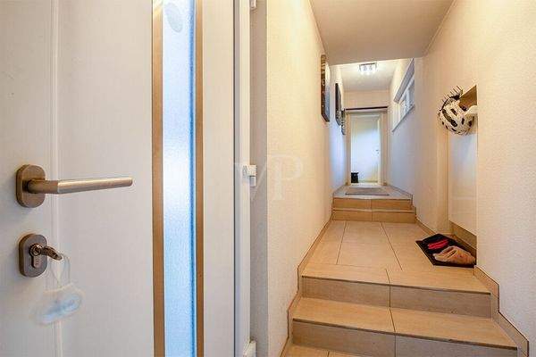 Anbau, Flur mit Blick Richtung Haupthaus