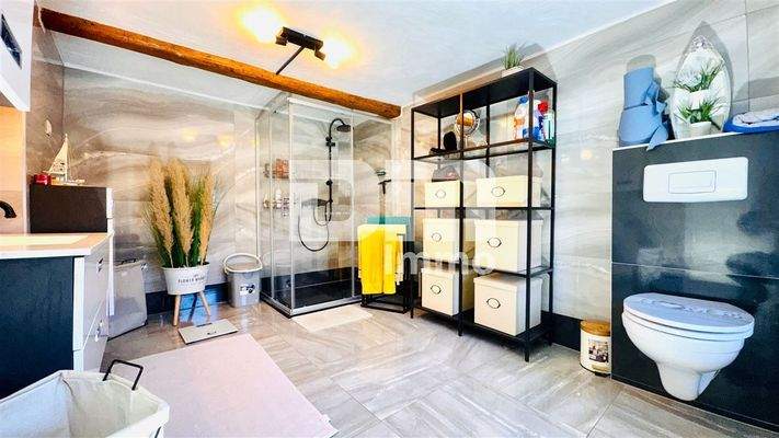 EG Badezimmer / Dusche