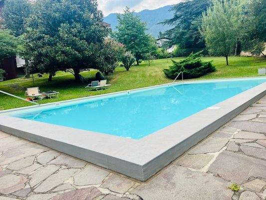 Meran-Obermais-Schwimmbad-Park-AltoAdige-Bilocale-Vollmöbliert-Saniert
