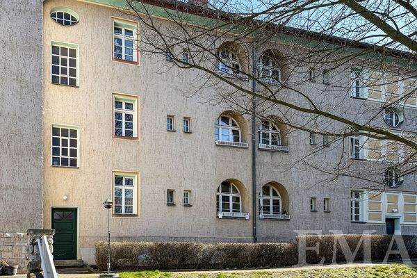 Zugang zum Haus von der Gartenseite