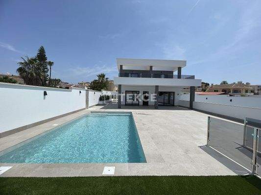 New Build Villas with Private Pool in Ciudad Quesada