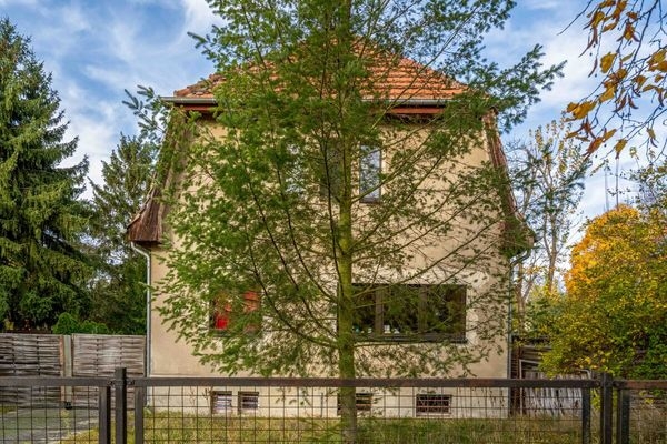 Pool & Freizeithaus am Waldrand