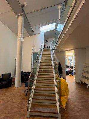 Eine innenliegende Treppe.jpg