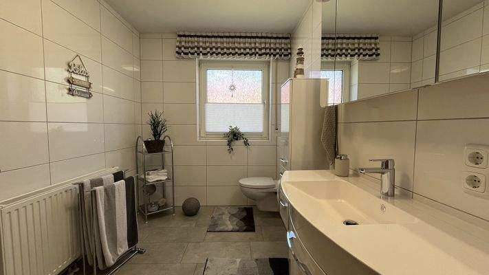 Badezimmer Wohnung OG