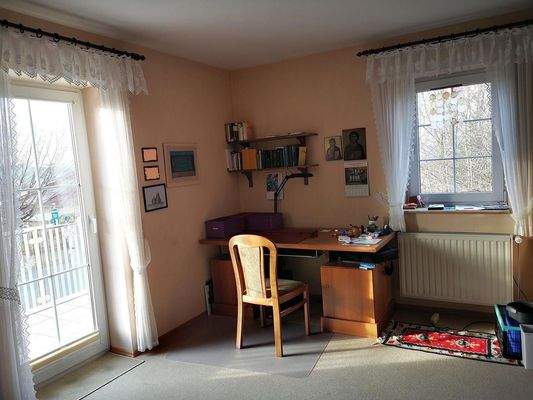 Arbeitszimmer o. Kinderzimmer