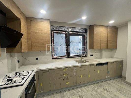 Properties within Walking Distance to the Beach in Kadıköy