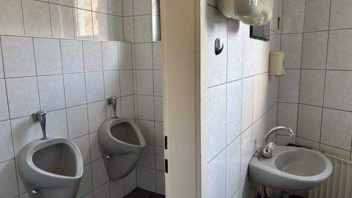 Die Herrentoiletten