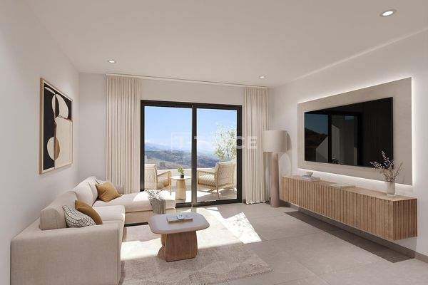 Apartments with Rooftop Pool in Torrevieja City Center