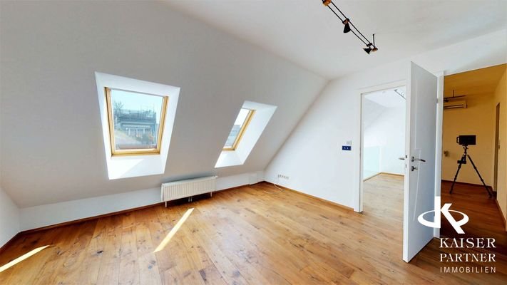 Zimmer 1 - 2. DG