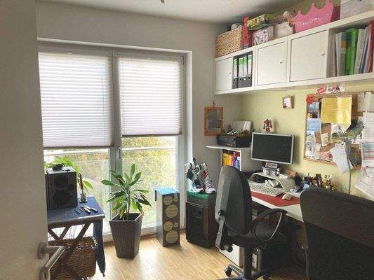 Arbeits-/Kinderzimmer