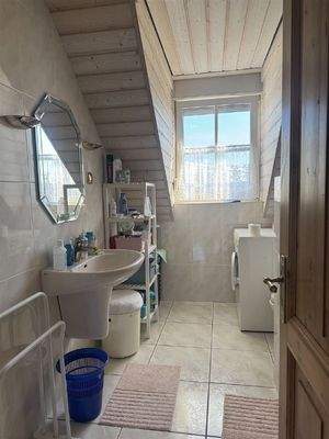 Badezimmer DG rechts