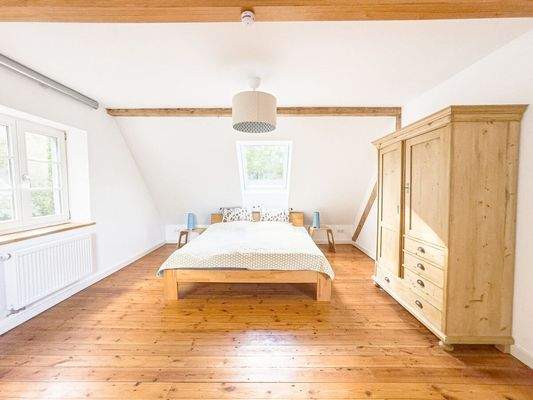 Ein weiteres Schlafzimmer im DG // Wohnbereich 1