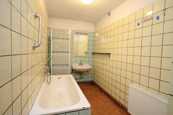 Badezimmer im Erdgeschoss