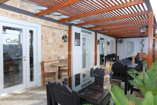 Boutique Hotel with 21 Rooms and Cafe in Old Town in Antalya