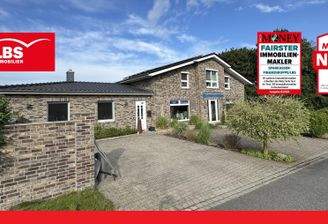 Ansicht von vorne links