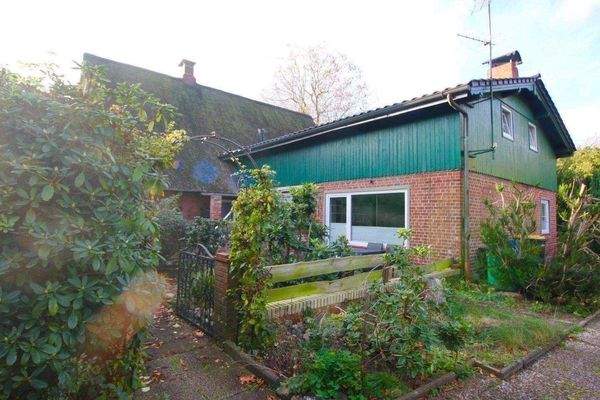 Anwesen rückwärtig