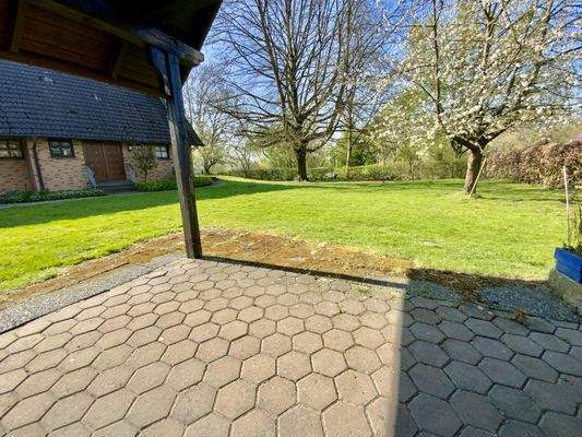 überdachter Freisitz Garage