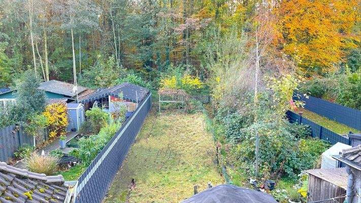 Garten über Wirtschaftsweg zugänglich