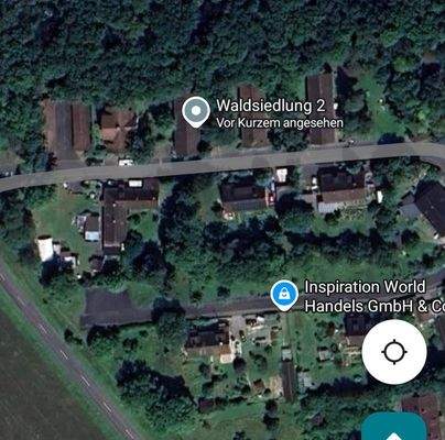 Satelliten Ansicht - im Norden die Garagen, Häuser