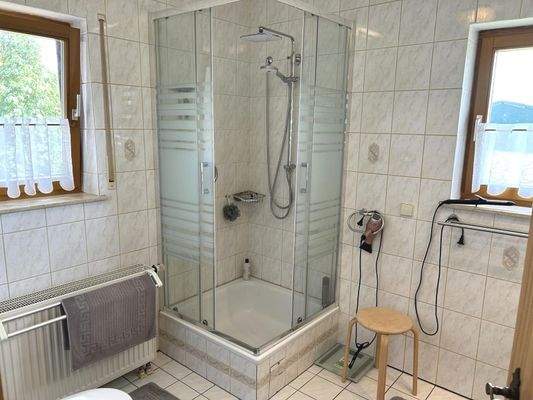 Duschbad im EG