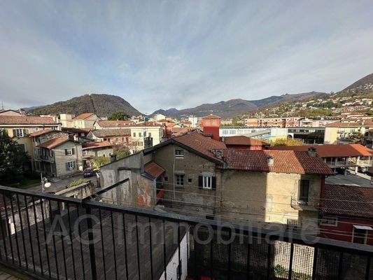verbania_intra_appartamento_trilocale_centro_vista