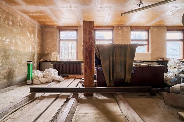 Großes Wohnzimmer im EG