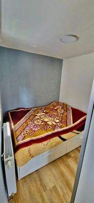 Schlafzimmer Nr. 2 EG