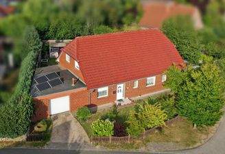 Hausansicht Luftaufnahme