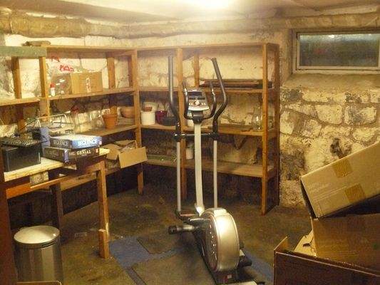 P1050111-Kellerraum 1