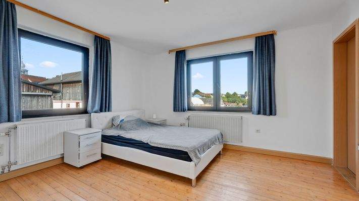 WE 4: Schlafzimmer OG