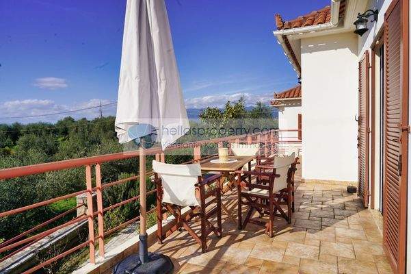 426937fea77a4a13b887360dc4944966-original